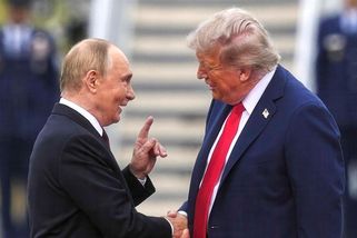 A kde chtějí tu naftu vzít? Politik se vysmál dohodě Trumpa s Putinem